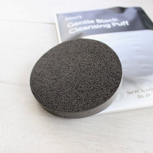 Klairs Gentle Black Cleansing Puff veido valymo kempinėlė